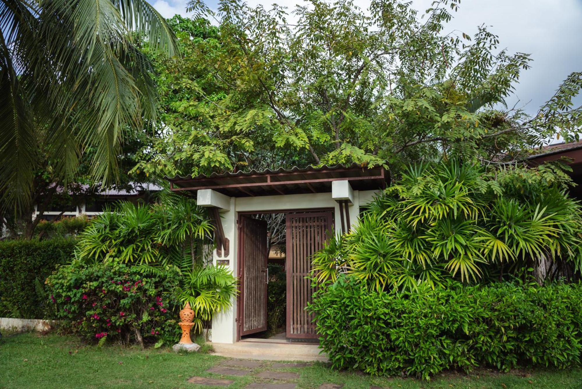 Samahita Retreat Hotel Laem Sor Ngoại thất bức ảnh